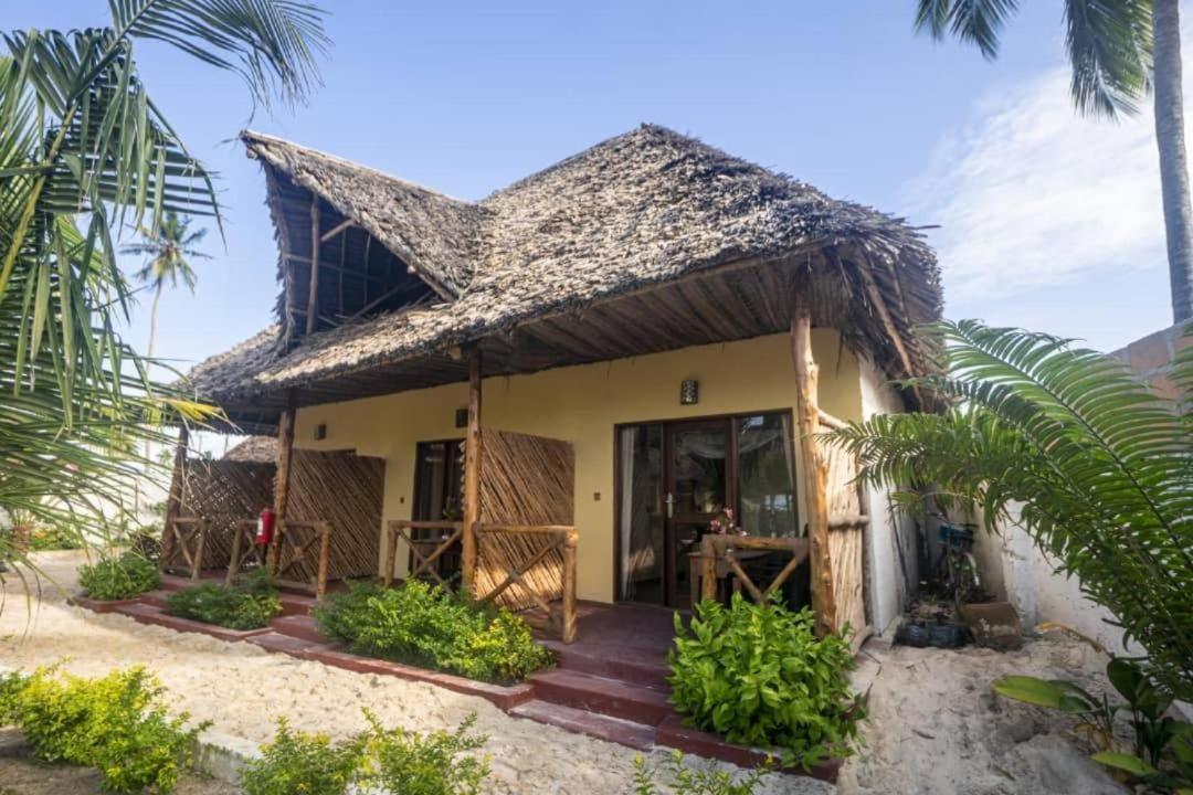 Amber Lodge Pongwe Extérieur photo