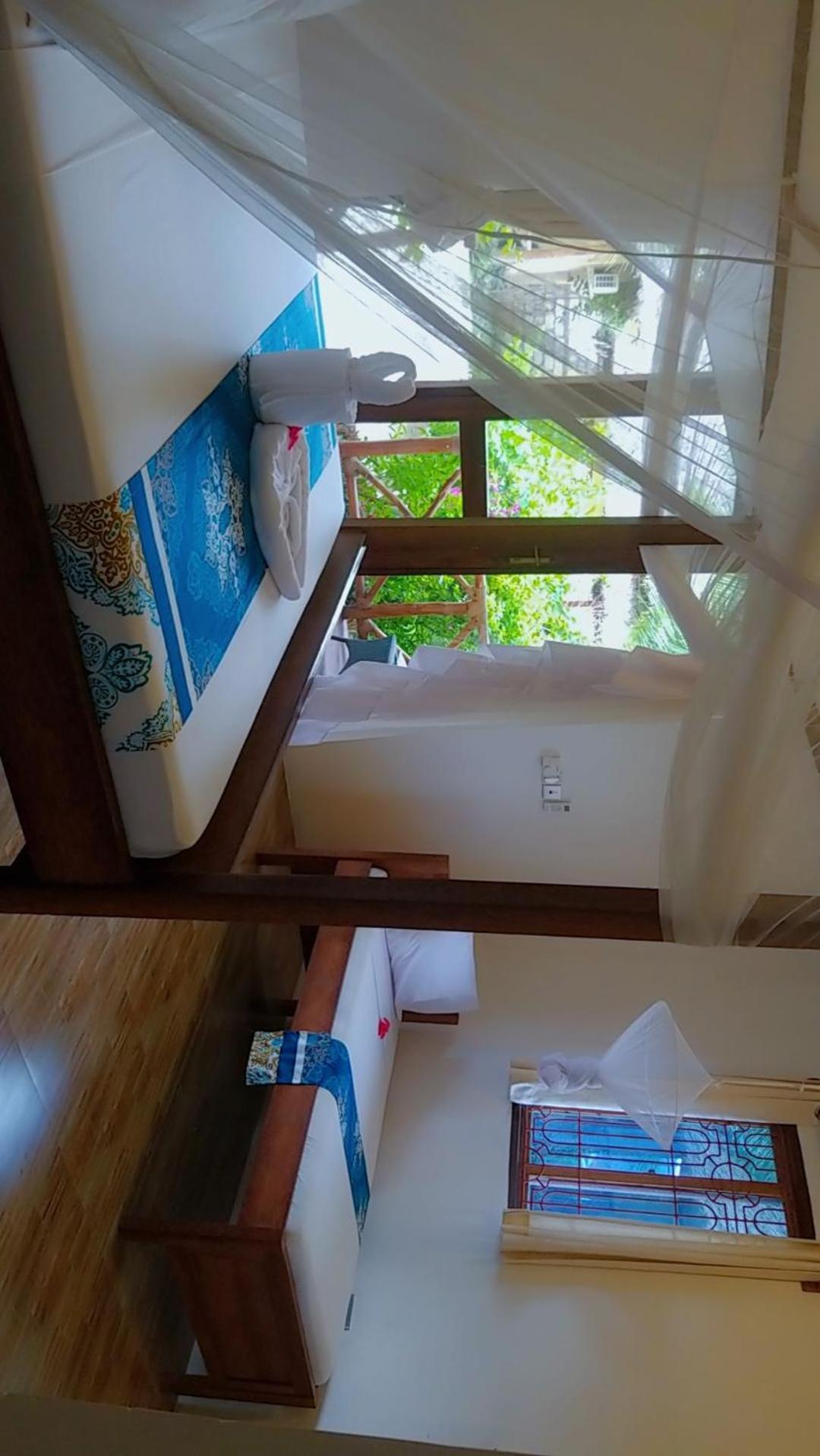 Amber Lodge Pongwe Extérieur photo